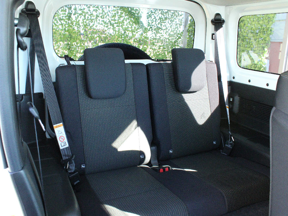 スズキ　ジムニーシエラ JC16枚目