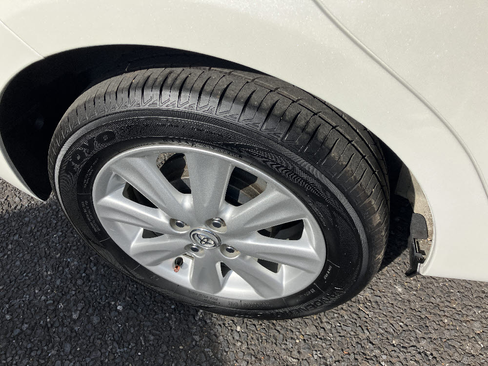 トヨタ　ヴィッツ　ジュエラ14枚目