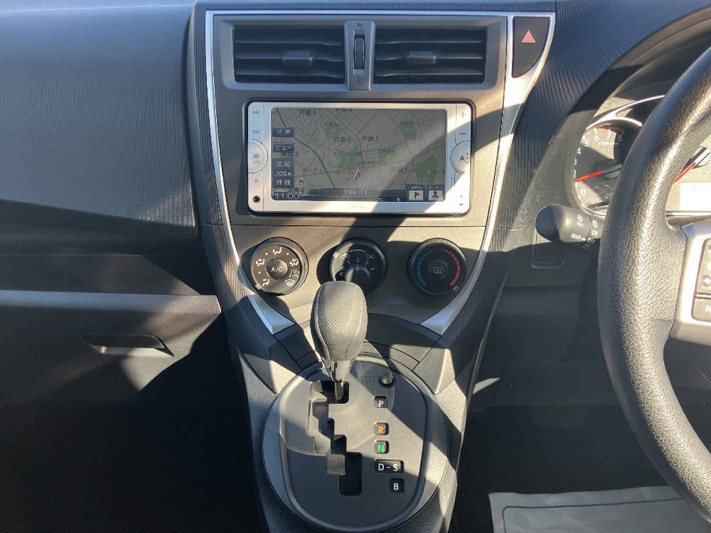 トヨタ　ラクティス　X16枚目