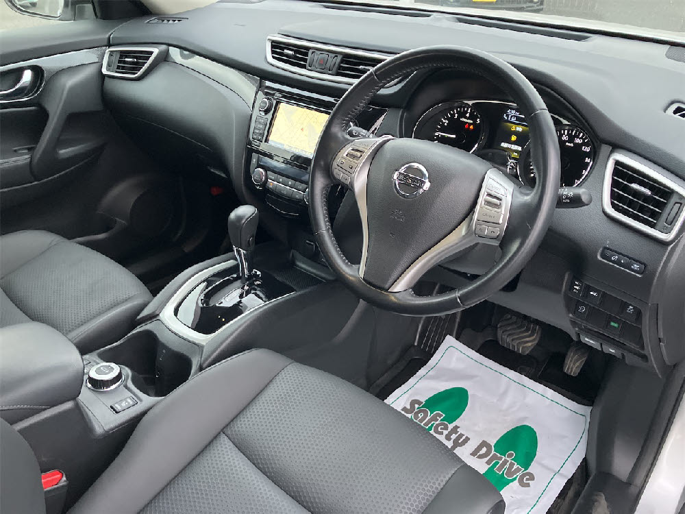 ニッサン　エクストレイル　20XtエマージェーシーブレーキPK12枚目