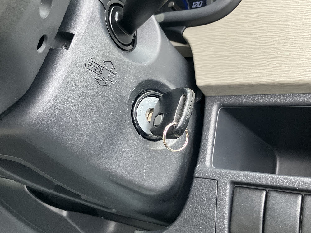 スズキ　ワゴンＲ　FX16枚目