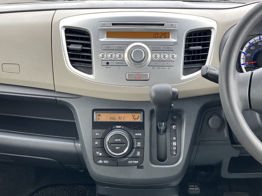 スズキ　ワゴンＲ　FX4枚目