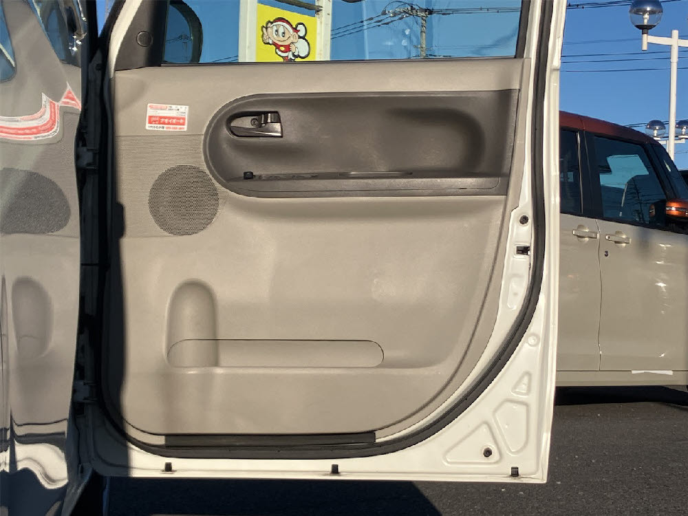 ダイハツ　タント　Xリミテッド SAⅢ18枚目