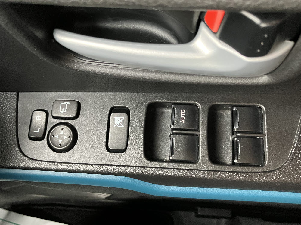 スズキ　ハスラー　ハイブリッドX14枚目