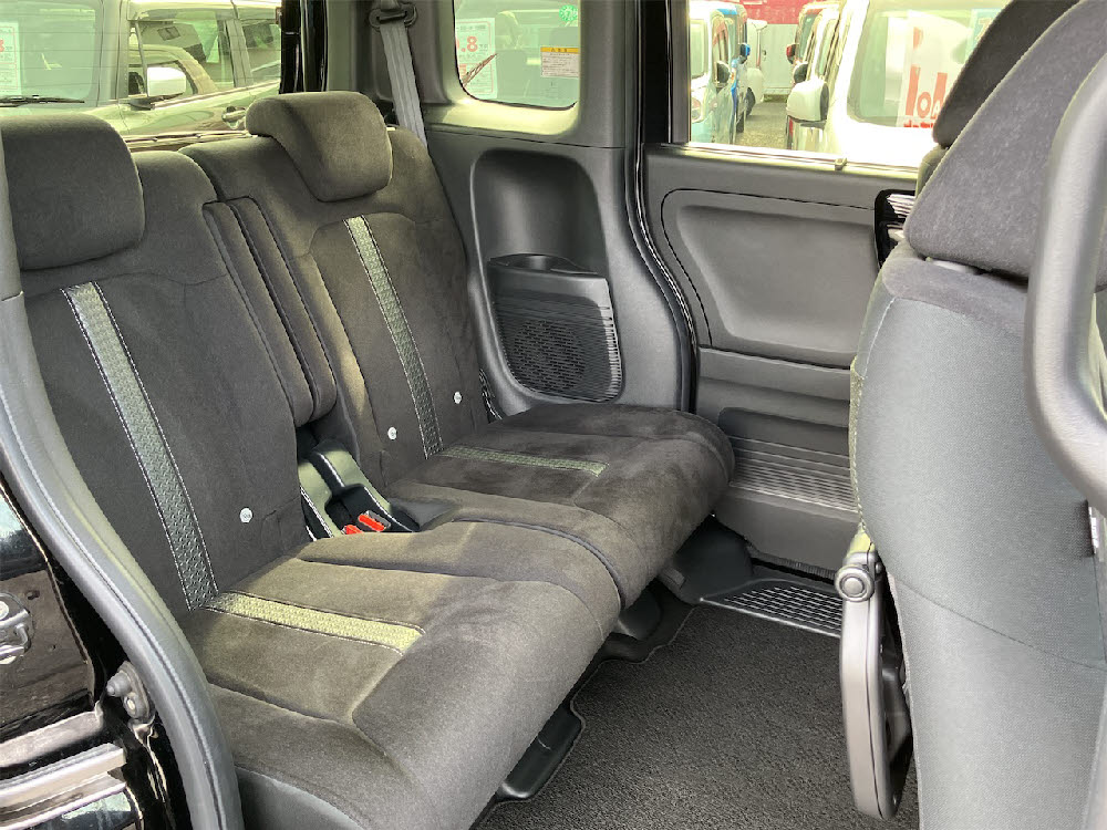 ホンダ　N-BOX カスタム　L　1754商談中8枚目