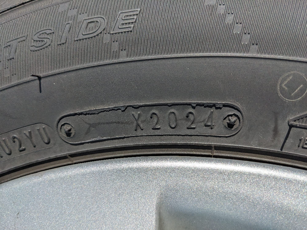 トヨタ　アクア　S9枚目