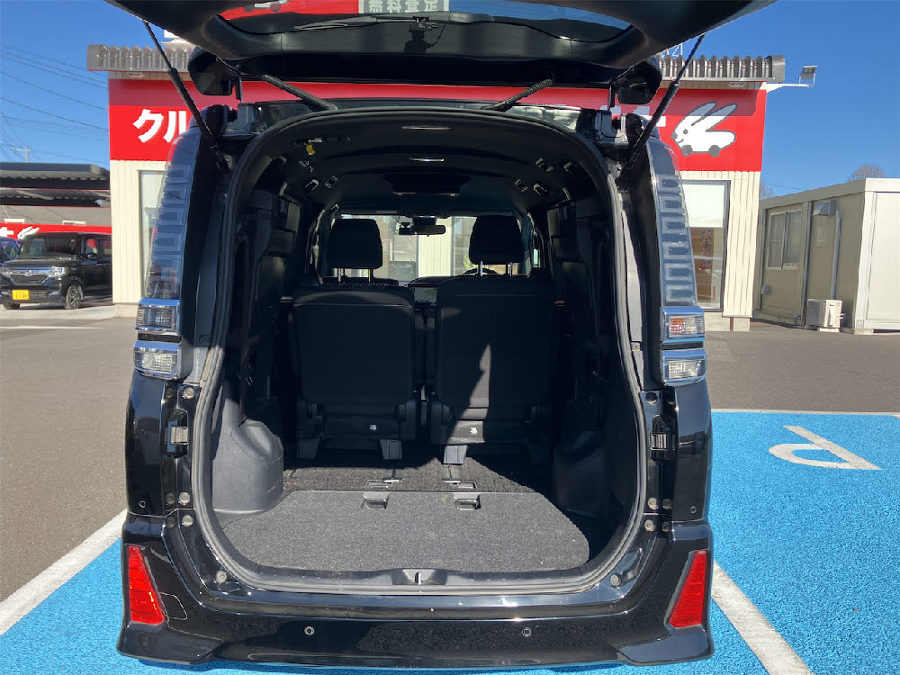 トヨタ　ヴォクシー  ZSキラメキ211枚目