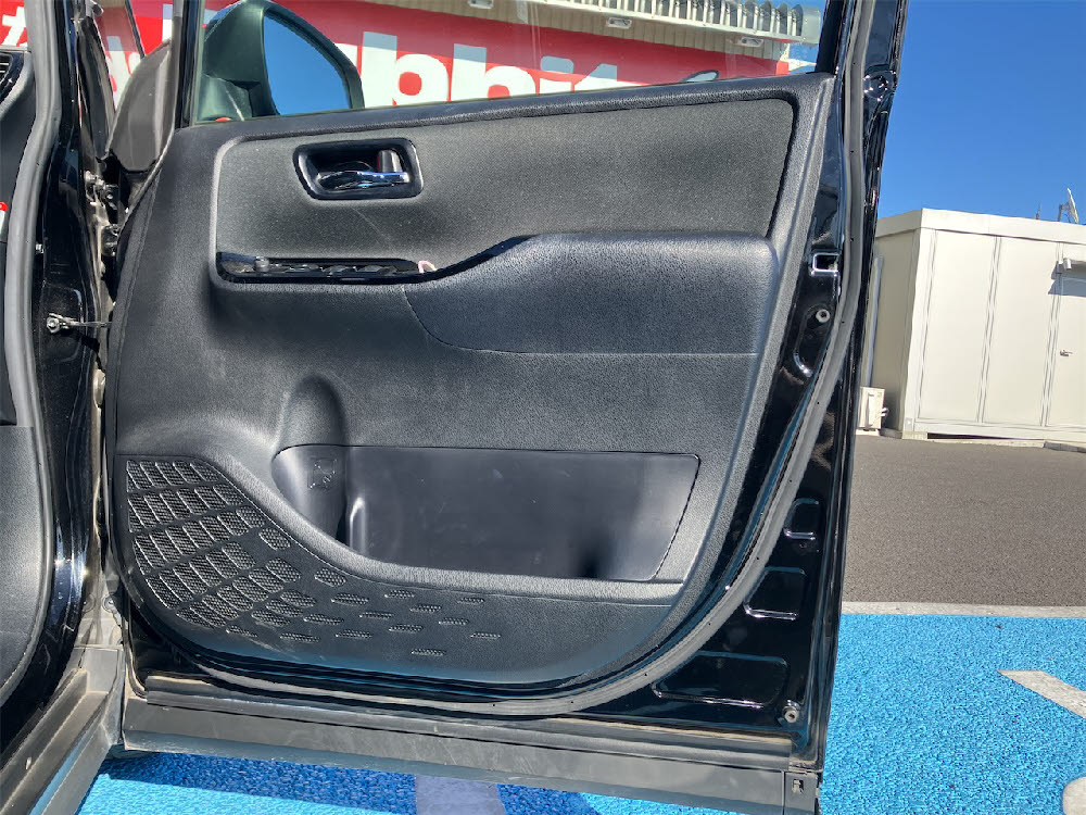 トヨタ　ヴォクシー  ZSキラメキ216枚目