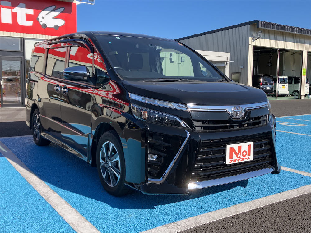 トヨタ　ヴォクシー  ZSキラメキ22枚目