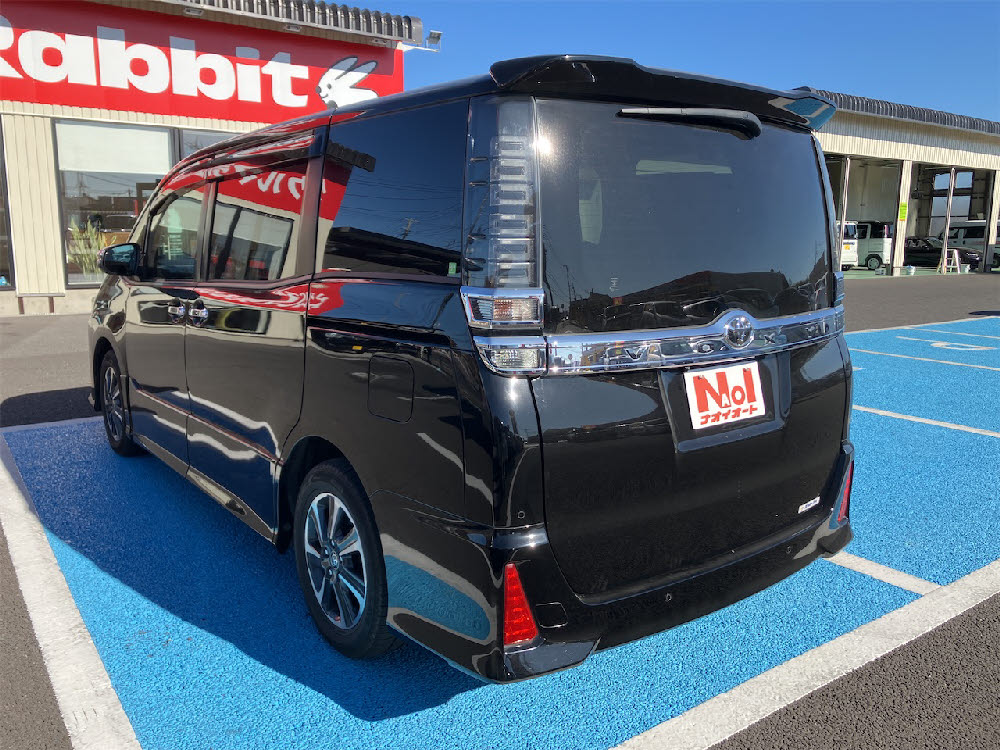 トヨタ　ヴォクシー  ZSキラメキ25枚目