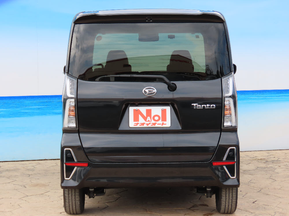 ダイハツ　タントカスタム　X　5枚目