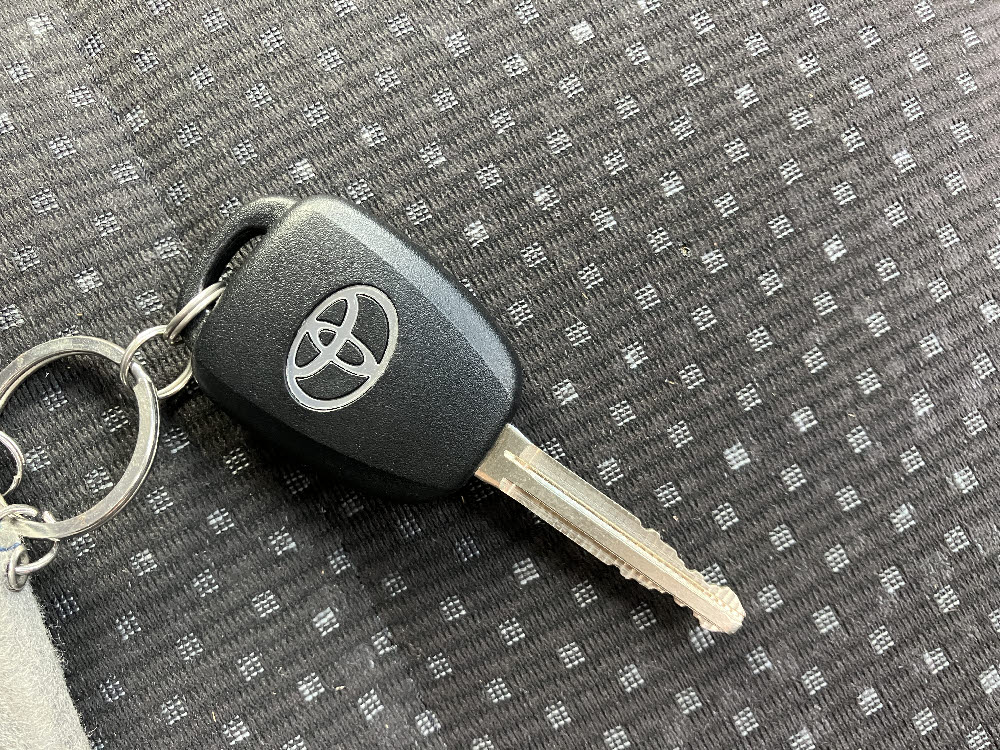 トヨタ　スペイド　F セーフティセンス14枚目