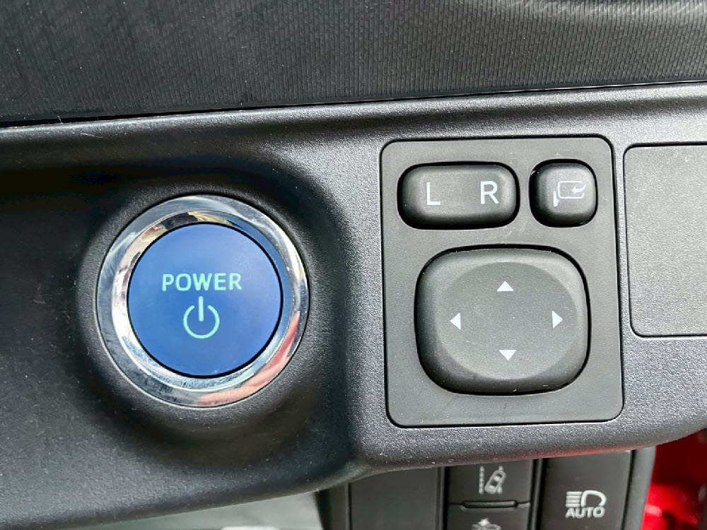 トヨタ　アクア　G　18枚目