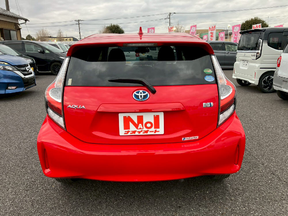 トヨタ　アクア　G　5枚目