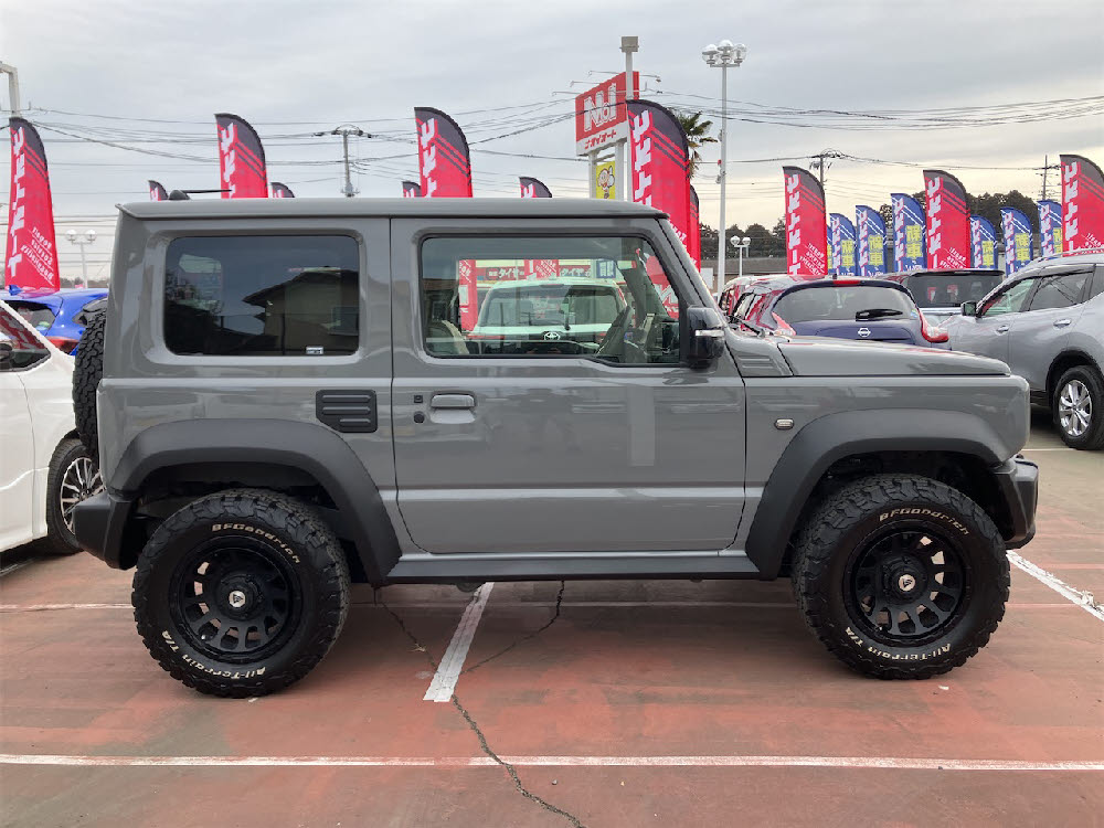 スズキ　ジムニーシエラ　JC 4WD MT3枚目