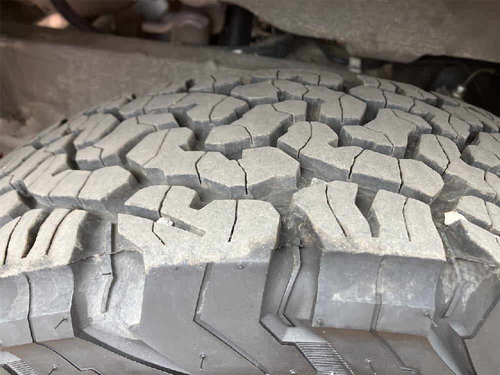 スズキ　ジムニーシエラ　JC 4WD MT7枚目