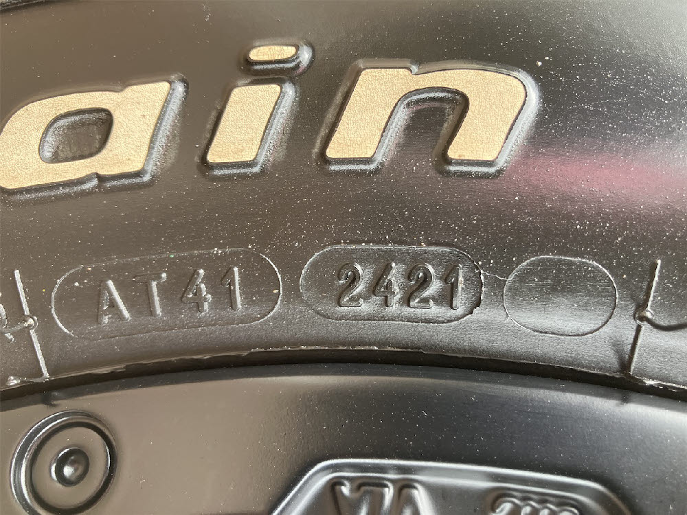 スズキ　ジムニーシエラ　JC 4WD MT8枚目