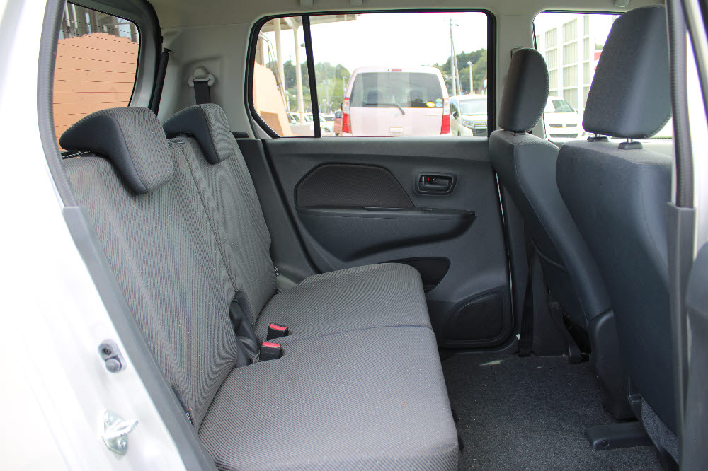 スズキ　ワゴンＲ　FX13枚目