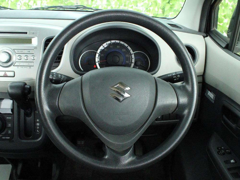 スズキ　ワゴンＲ　FX17枚目