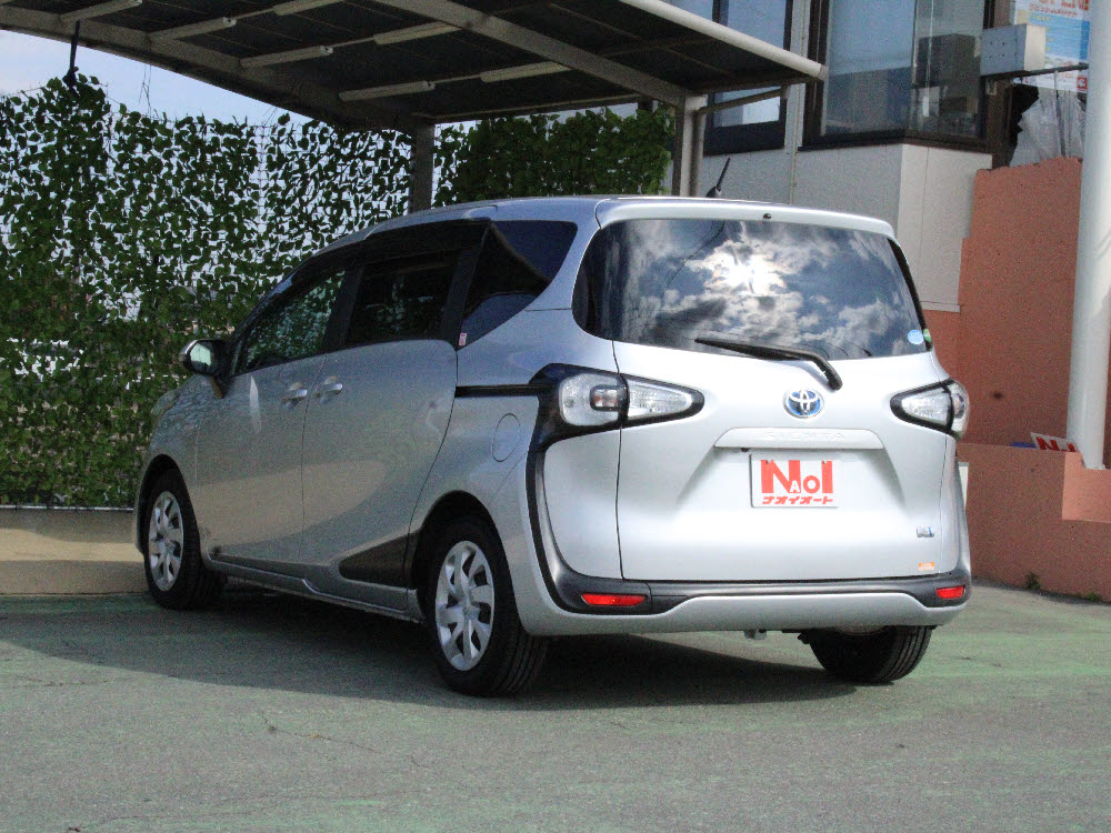 トヨタ　シエンタ　HYBRID　G6枚目