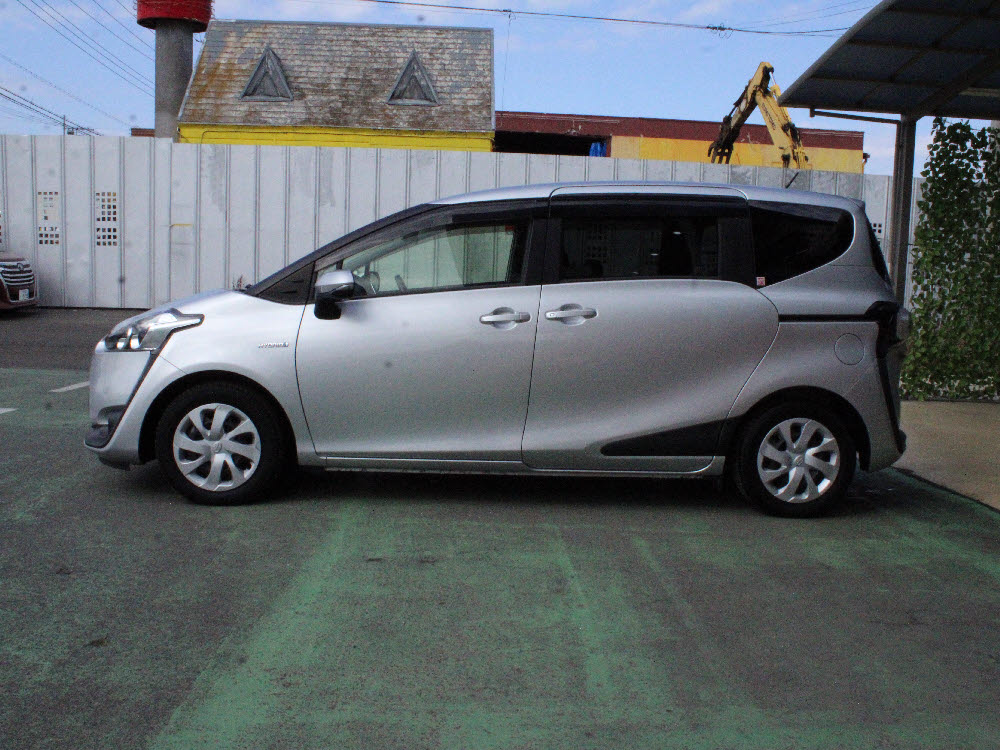 トヨタ　シエンタ　HYBRID　G7枚目