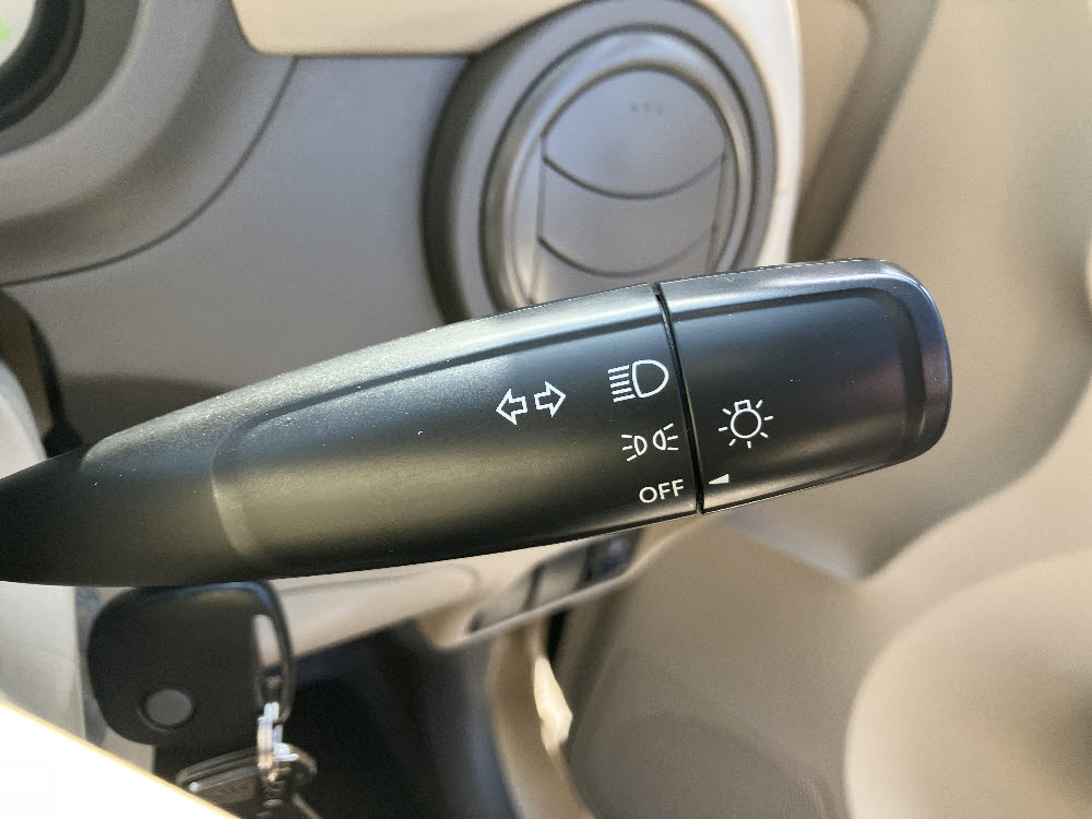 スズキ　アルト　F9枚目