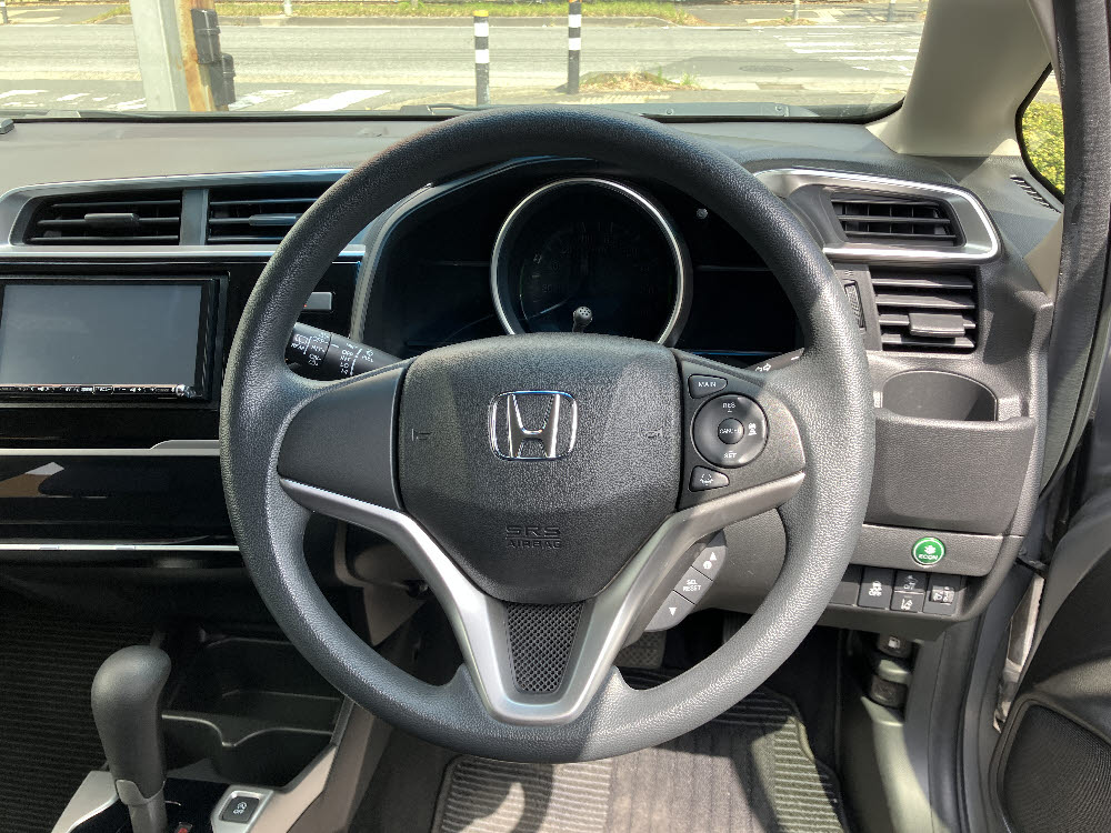 ホンダ　フィット　1.3G-F　レンタアップ5枚目