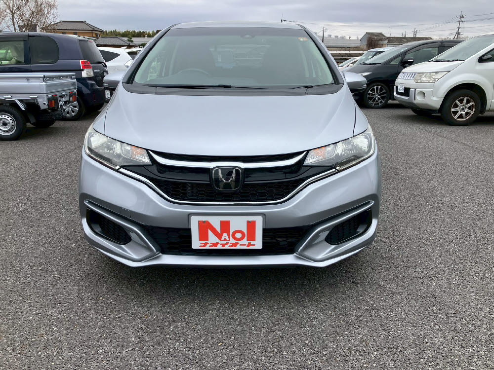 ホンダ　フィット　1.3G-F　レンタアップ1枚目