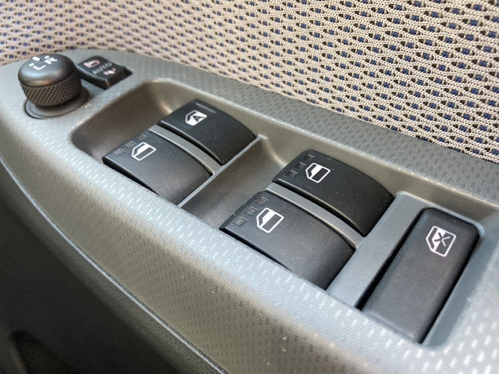 ダイハツ　ムーヴカスタム　RS-SA16枚目