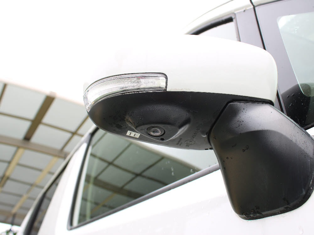 スズキ　ワゴンRカスタムZ HYBRID ZX11枚目