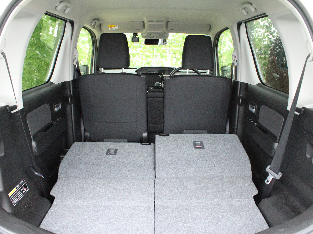 スズキ　ワゴンRカスタムZ HYBRID ZX15枚目