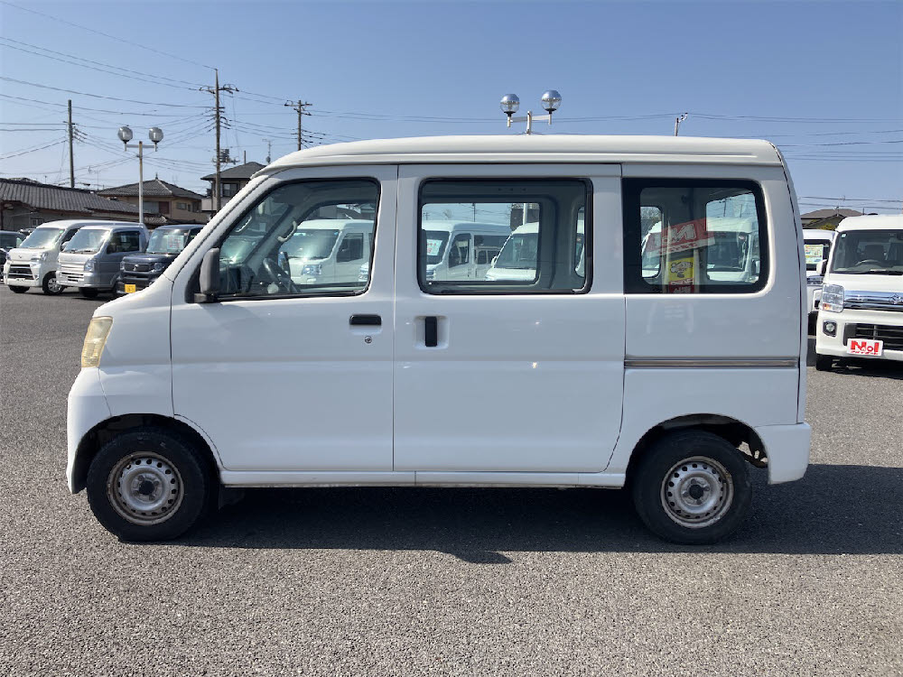 ダイハツ ハイゼットカーゴ スペシャル4枚目