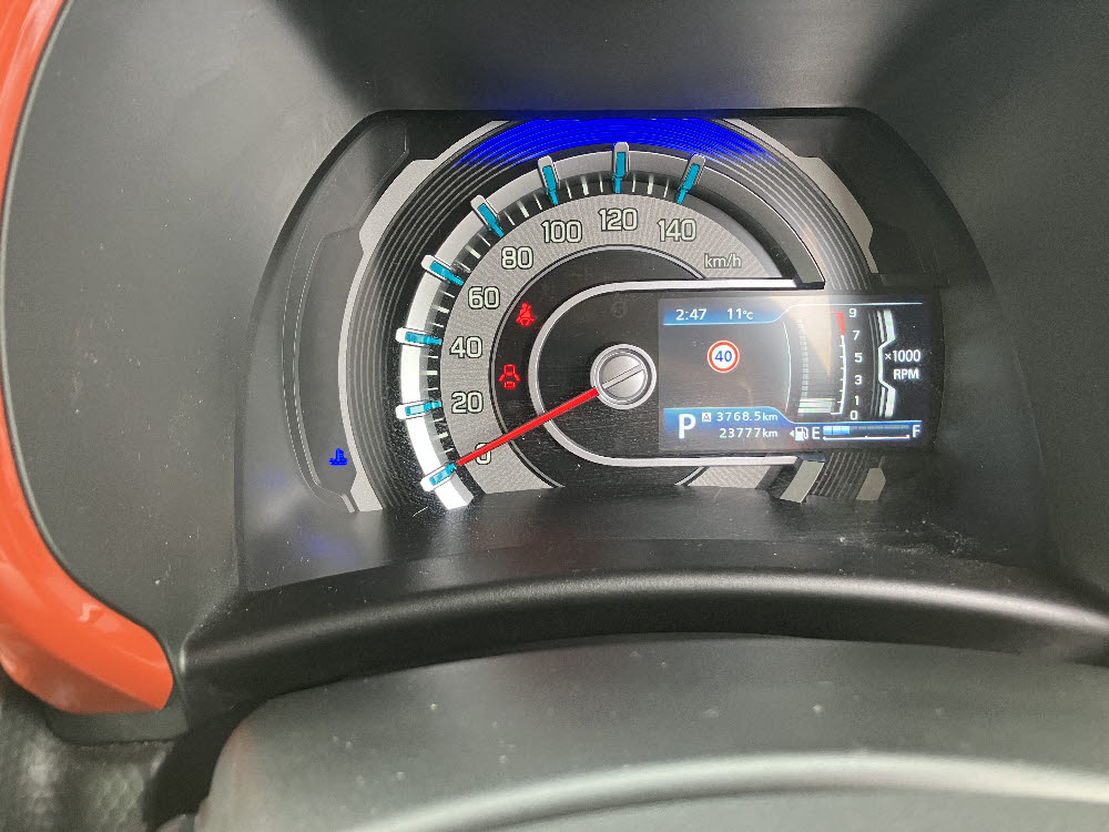 スズキ　ハスラー　HYBRID　X10枚目