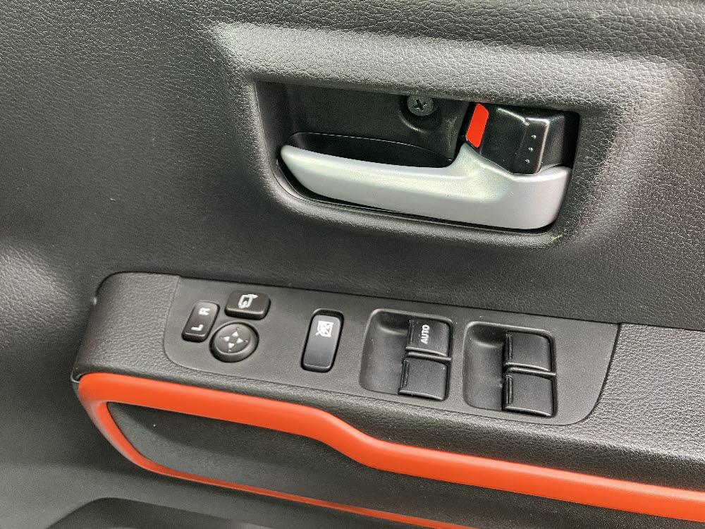 スズキ　ハスラー　HYBRID　X6枚目