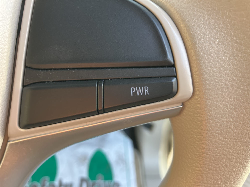 スズキ　スペーシア　HYBRID X 12枚目