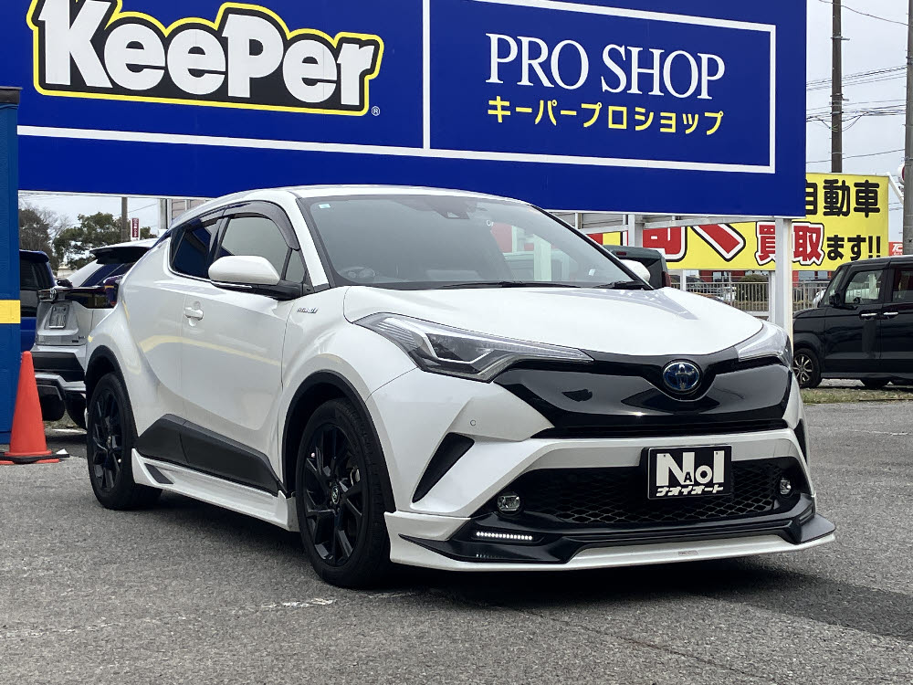 トヨタ C-HR Gハイブリッドモードネロ2枚目