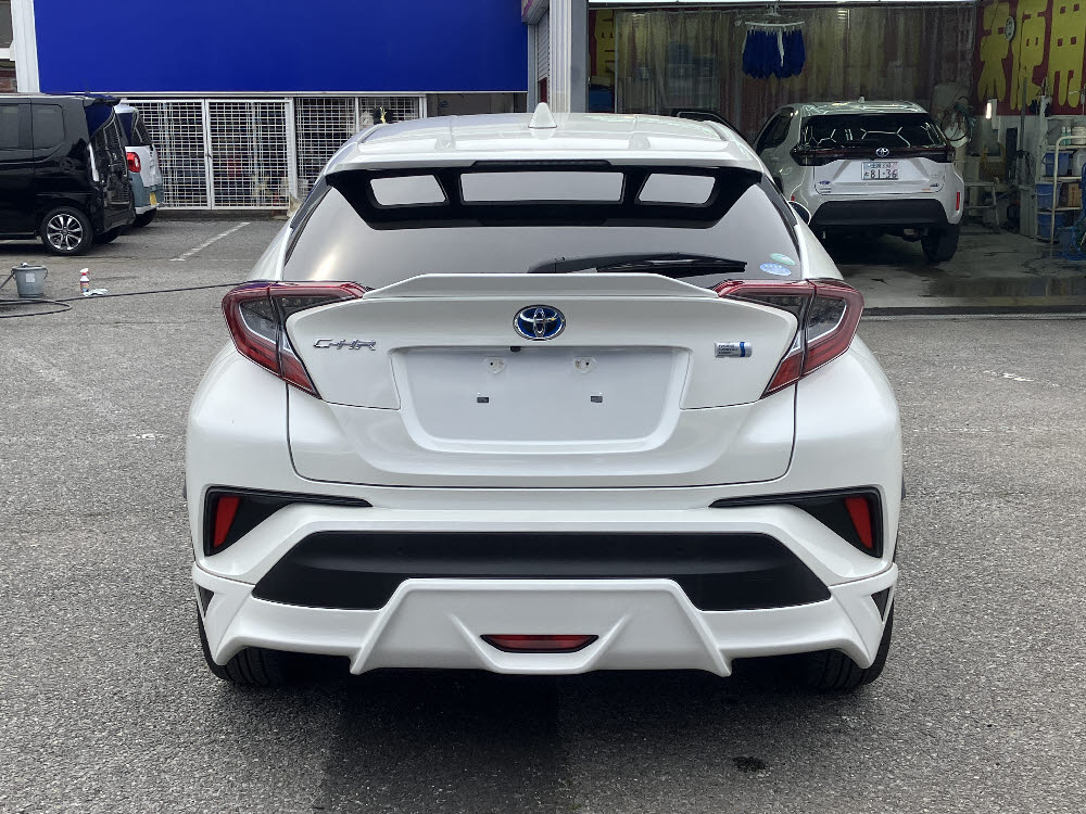 トヨタ C-HR Gハイブリッドモードネロ5枚目