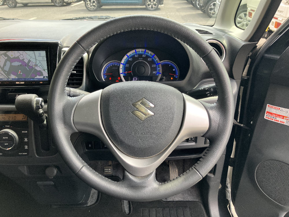 スズキ　スペーシアカスタム　XS14枚目