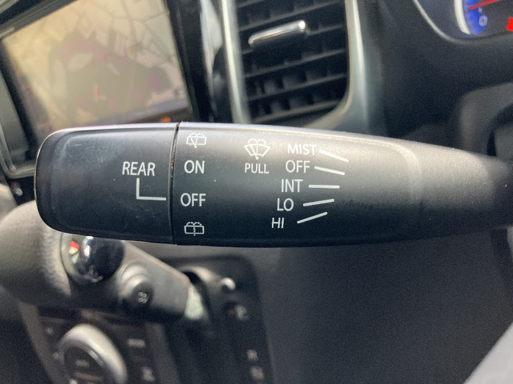 スズキ　スペーシアカスタム　XS16枚目