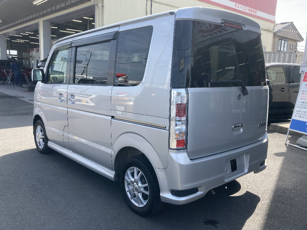 スズキ　エブリィワゴン　PZターボ6枚目