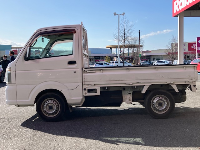ニッサン　ＮＴ１００クリッパー　DX 4WD MT7枚目