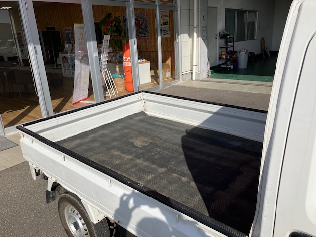 ニッサン　ＮＴ１００クリッパー　DX 4WD MT8枚目