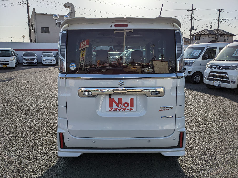 スズキ　スペーシアカスタム　HYBRID XS　9枚目