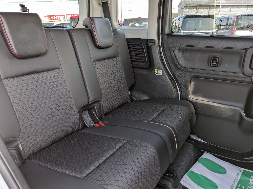 スズキ　スペーシアカスタム　HYBRID XS　14枚目