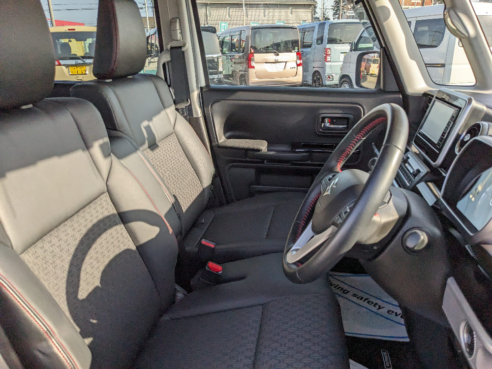 スズキ　スペーシアカスタム　HYBRID XS　18枚目