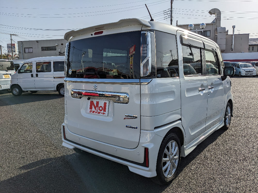 スズキ　スペーシアカスタム　HYBRID XS　6枚目