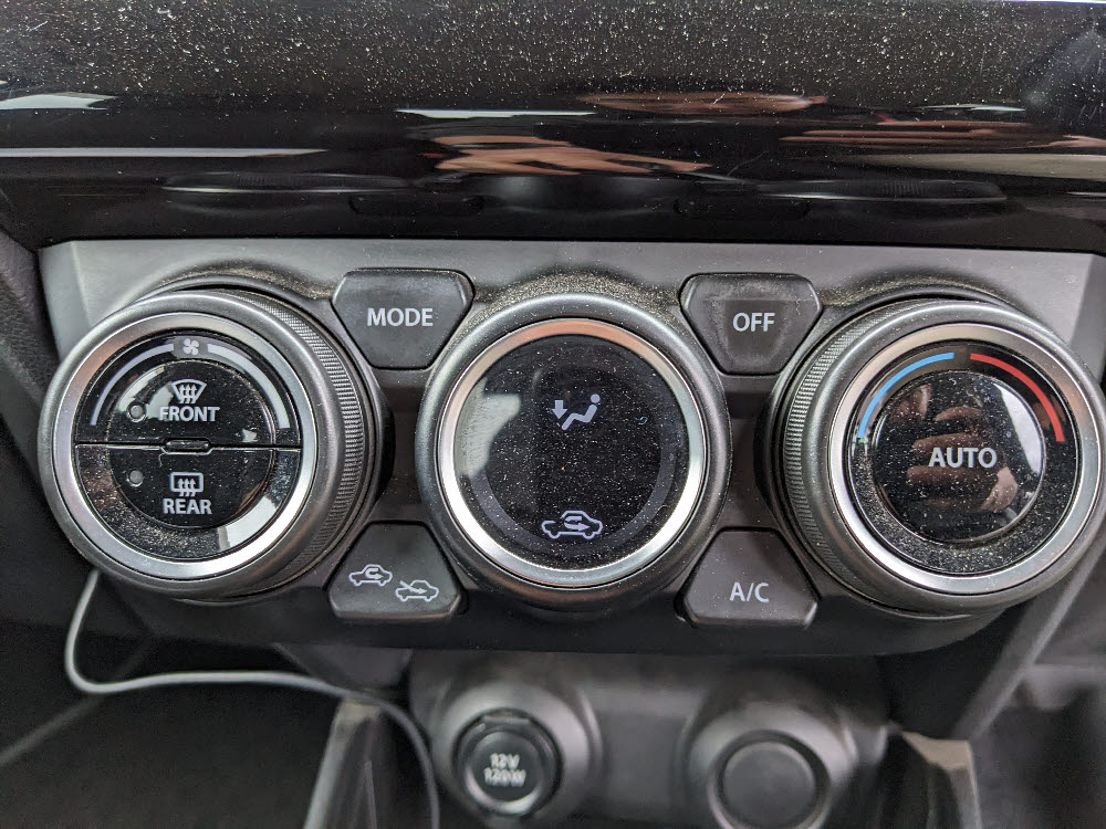 スズキ　スイフト　XG18枚目