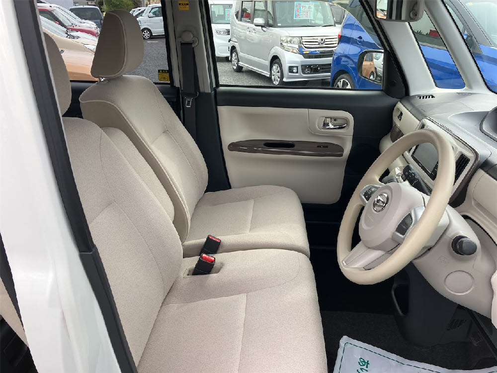 ダイハツ　ムーヴキャンバス　XリミテッドメイクアップSAⅢ7枚目