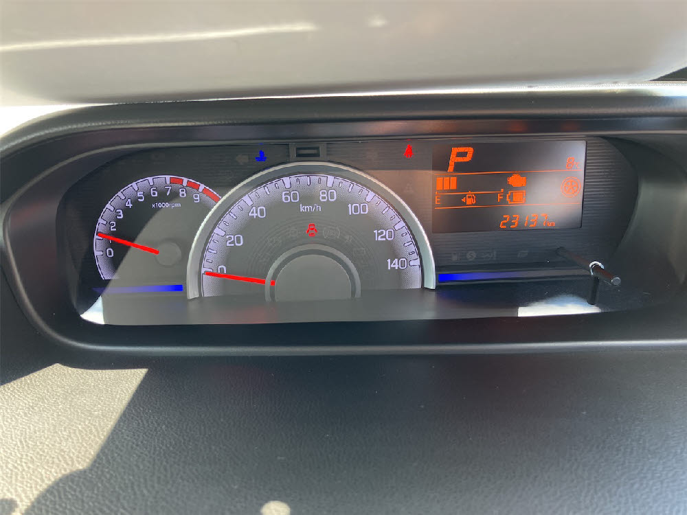 スズキ　ワゴンＲ　25周年記念　ハイブリッドFXリミテッド11枚目