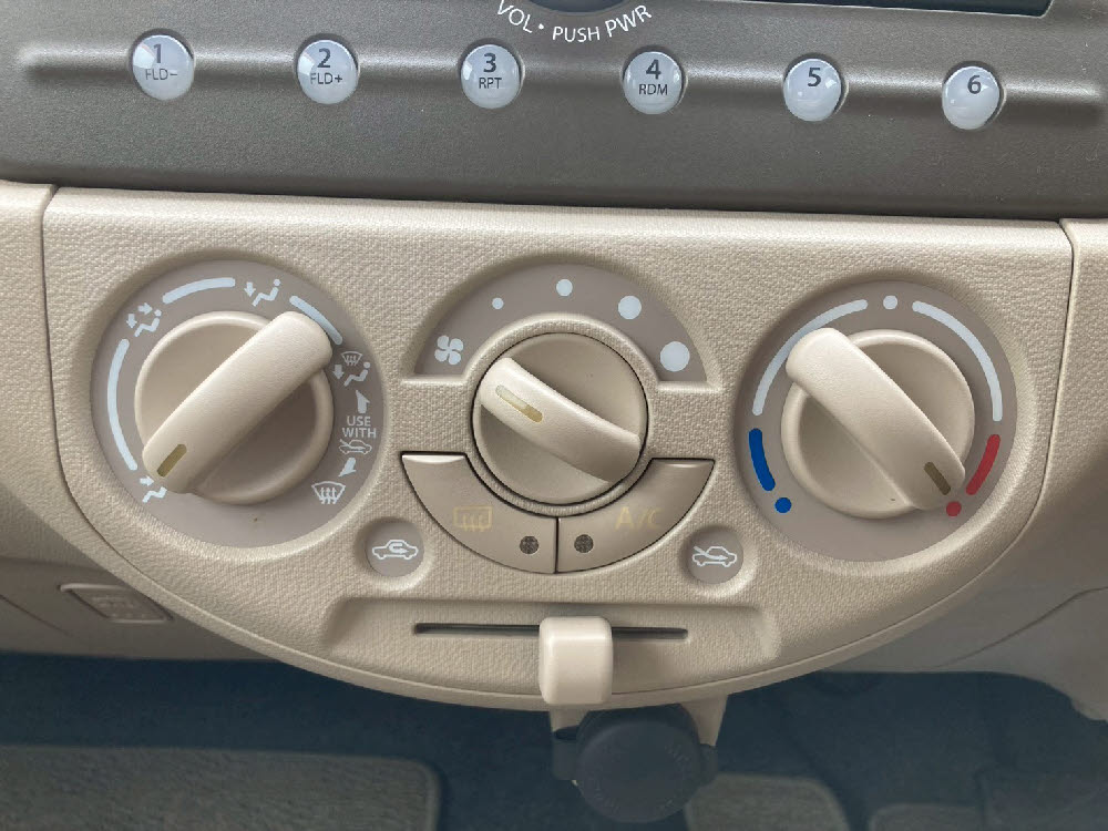 スズキ　アルトエコ　S13枚目